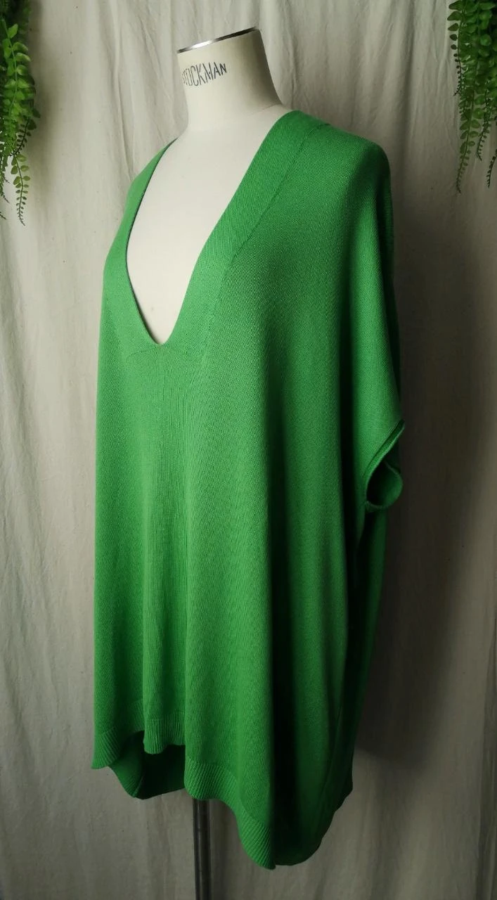 Asymmetric oversize green meadow V-neck tunic "JS Millenium" – photo 2